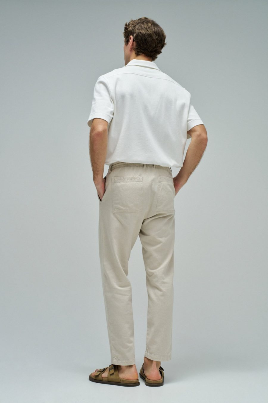 CALÇAS JOGGERS COM LINHO