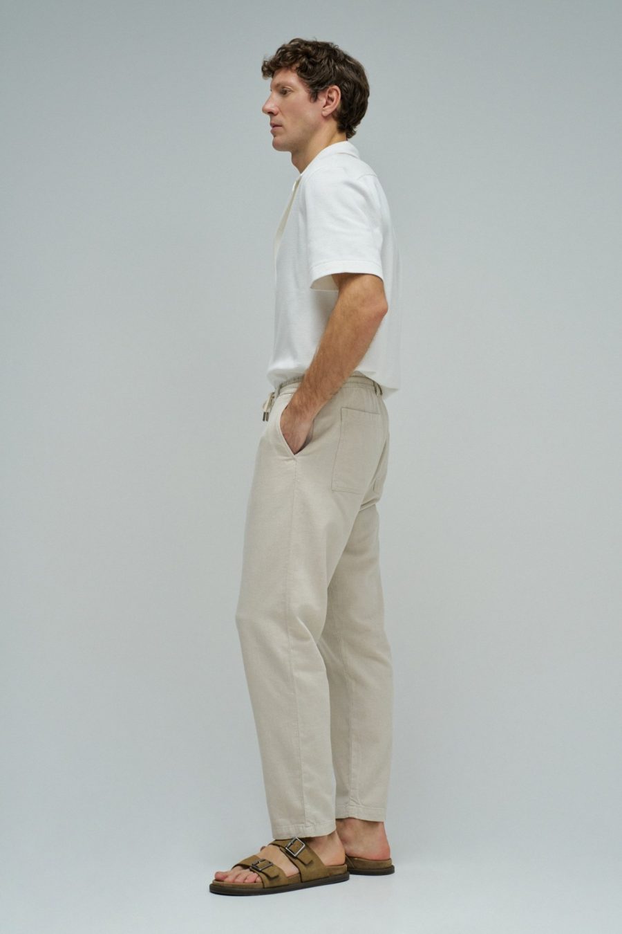 CALÇAS JOGGERS COM LINHO
