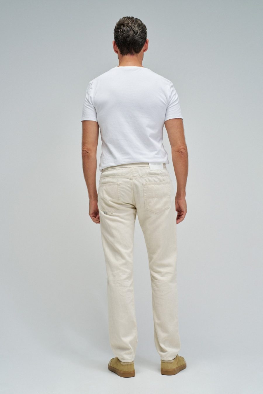CALÇAS JOGGERS COM LINHO